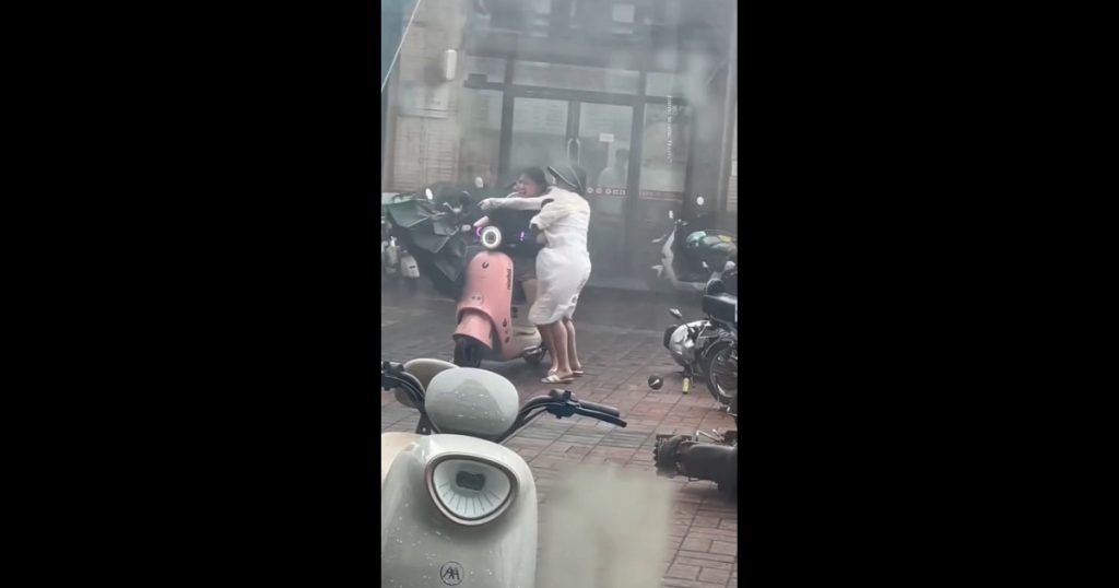 Impactul devastator al taifunului Noul: Evacuări masive și provocări pentru China și Hong Kong