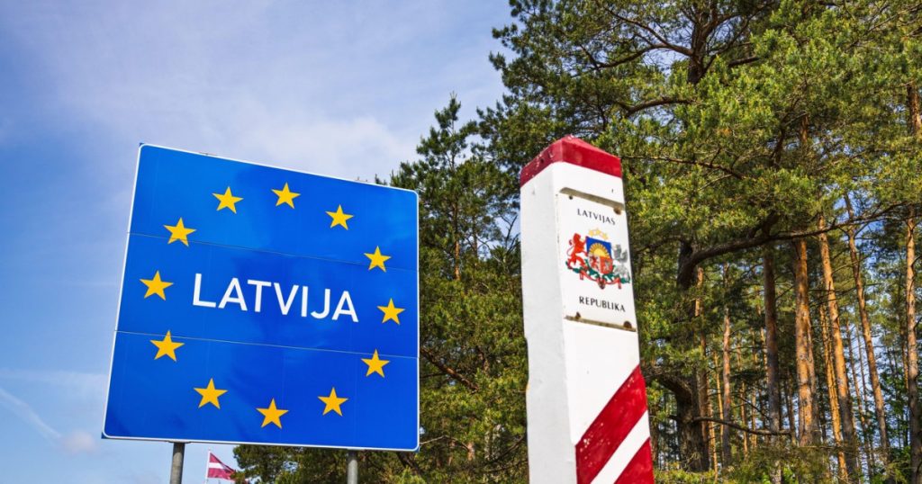 Decizia Letoniei de a Înlătura Indicatoarele Rutiere Spre Rusia și Belarus: O Analiză Detaliată
