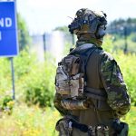 Riscurile spațiului aerian: Finlanda își închide granițele din cauza amenințărilor cu drone