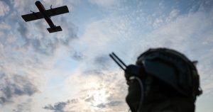 Provocările Industriei de Drone din SUA: Lecții din Experiența Ucraineană