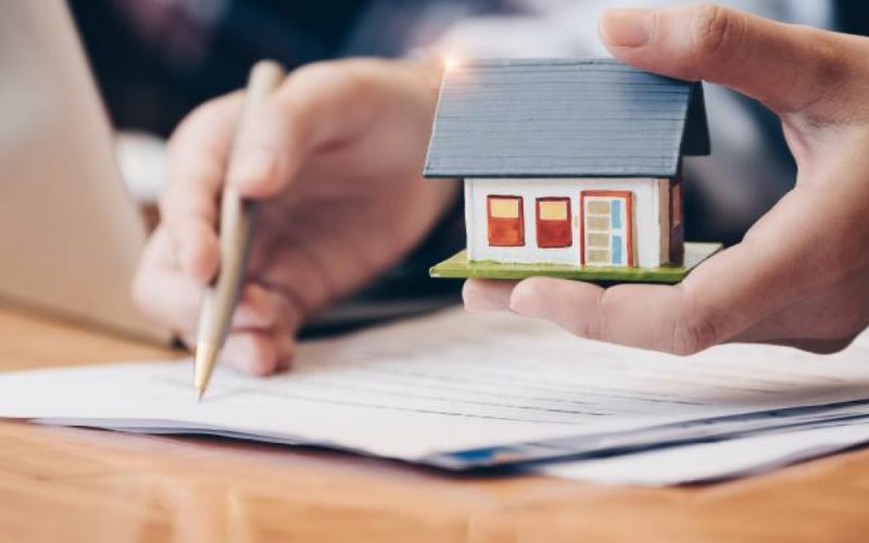 Impactul Reducerii Avansului pentru Programul "Noua Casă" asupra Tinerilor și Pieței Imobiliare din România