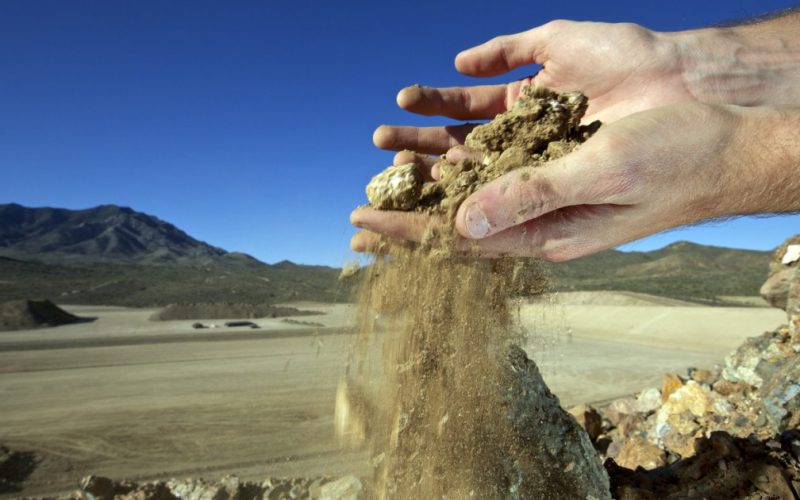 Mineralele Rare: O Bătălie Geopolitică între SUA și China în Era Inovației Industriale