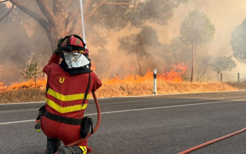 Incendiile din Spania: O criză în expansiune și impactul asupra călătorilor români