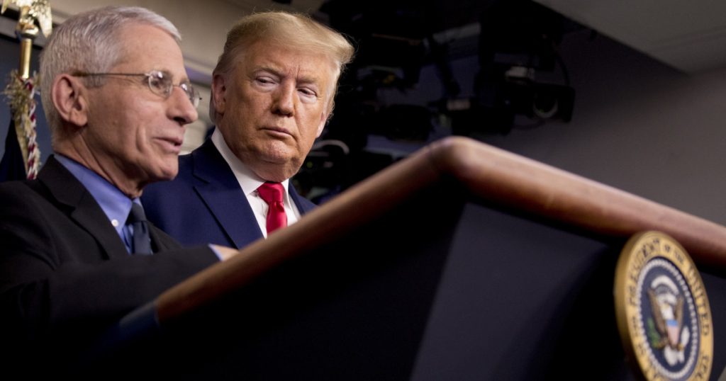 Tensiuni în timpul pandemiei: Anthony Fauci dezvăluie conflictele cu Donald Trump în jurnalele sale