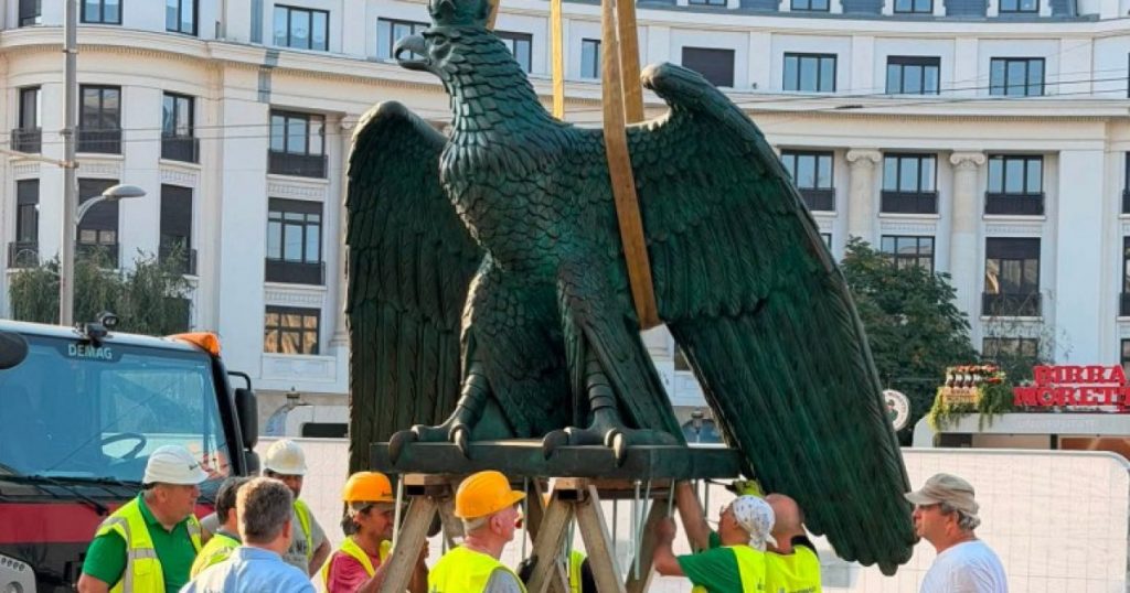 Restaurarea simbolurilor arhitecturale: Vulturul și grifonii revin pe Palatul Universității din București