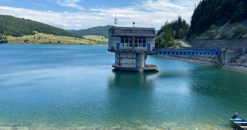 Starea Lacurilor de Acumulare din România: Analiză și Implicații