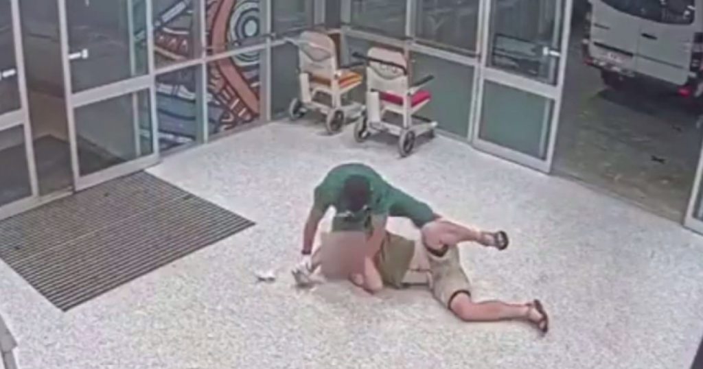 Când îndemânarea profesională se întâlnește cu violența: Asistent medical din SUA folosește jiu-jitsu pentru a-și apăra viața