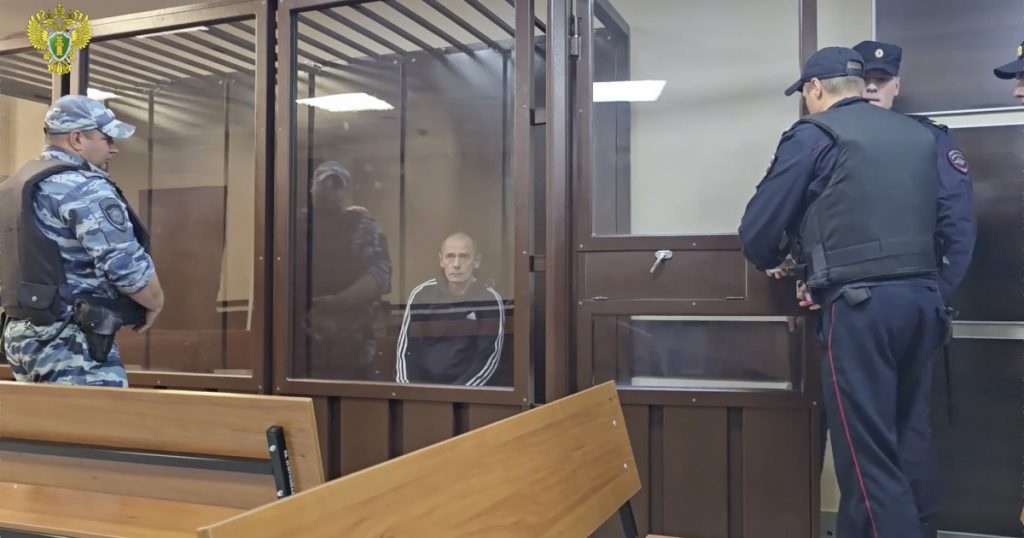 Cine este „Pescarul din Altai”: Povestea unui criminal în serie care vrea să lupte pe frontul din Ucraina