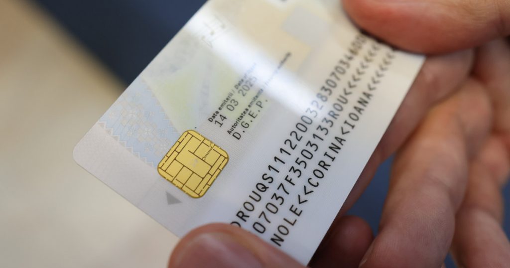 Încetarea utilizării buletinului vechi: Ce trebuie să știe românii despre noua Carte de identitate