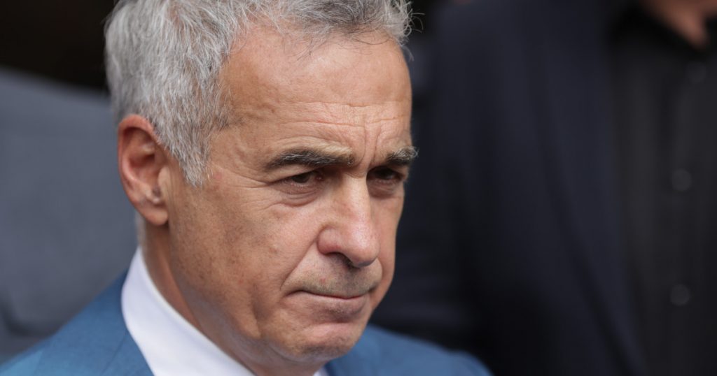 Călin Georgescu și Controversa Monedei Euro: O Analiză a Viziunilor și Implicațiilor Economice pentru România