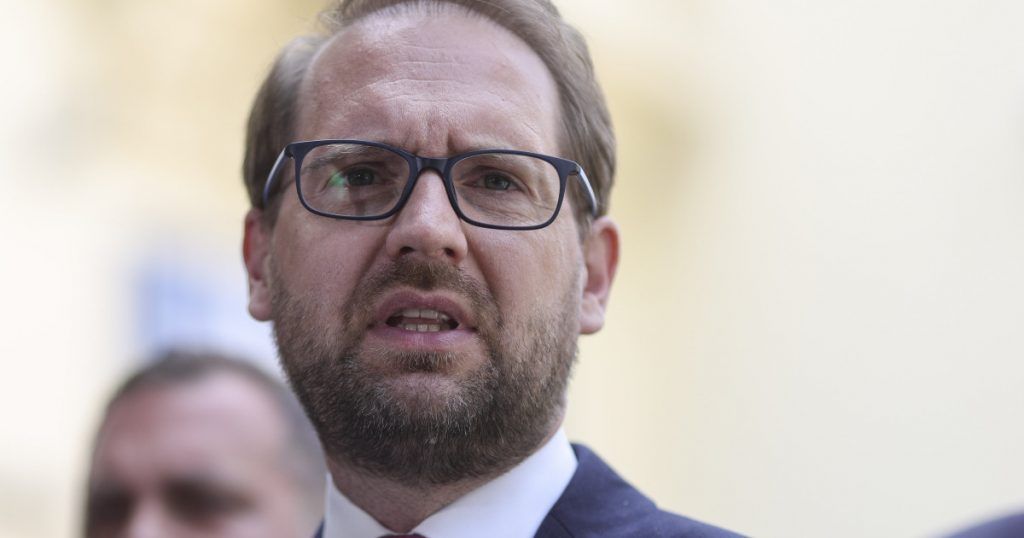Dominic Fritz și Confruntarea cu Legislația: Dreptul vs. Dreptatea în Politica Românească