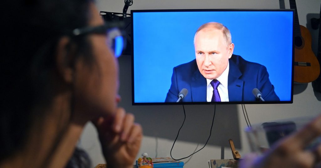 Falimentul singurei fabrici de televizoare din Rusia: Impactul sancțiunilor asupra industriei electronice și consumatorilor