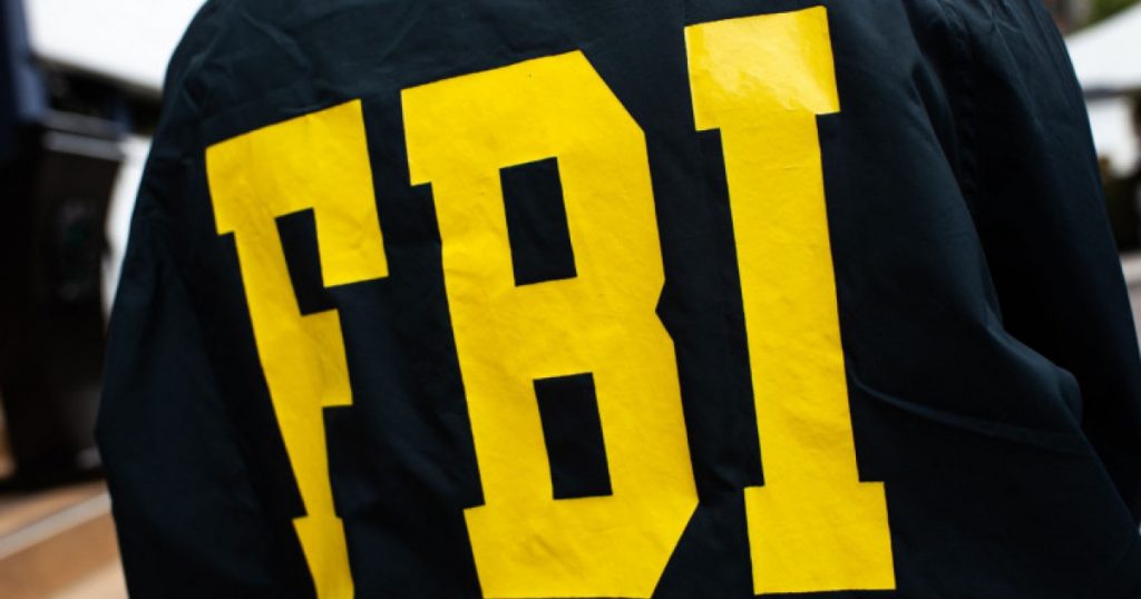 Fraudă și Fuga: Cazul Agentului FBI Patrick Steven Yaroch și Impactul Asupra Integrității Instituției