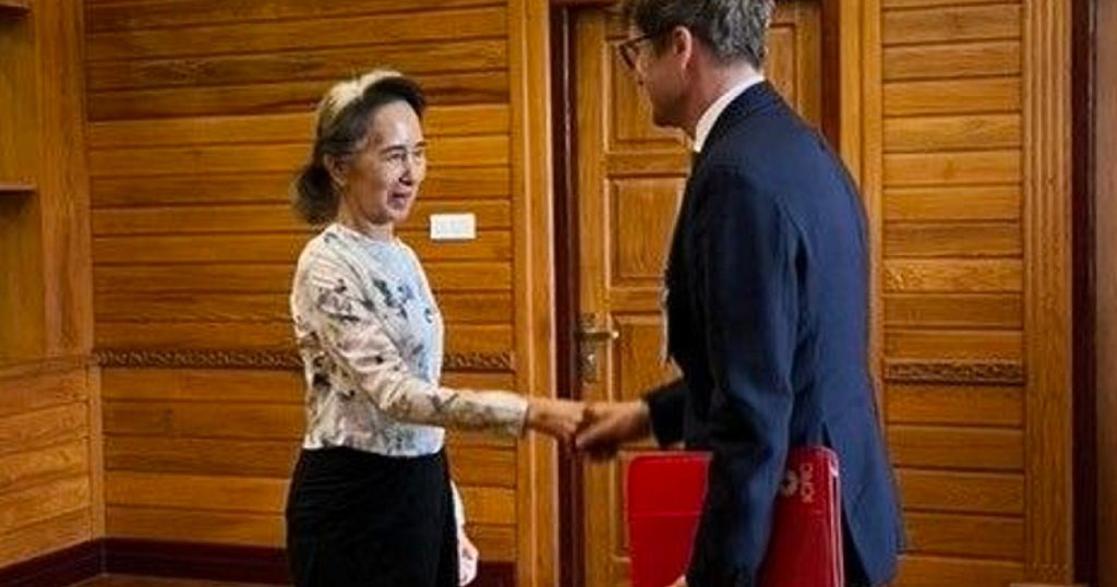 Aung San Suu Kyi: O întâlnire simbolică după cinci ani de tăcere în Myanmar