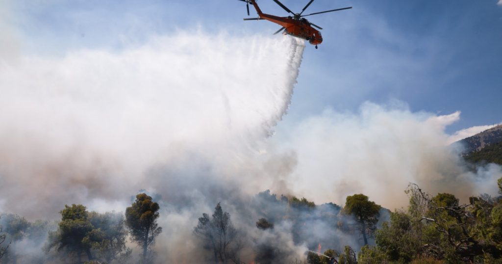 Tragedie în Cerul Greciei: Impactul Devastator al Coliziunii Elicopterelor în Lupta cu Incendiile