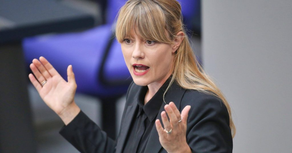 Criza Migratorie din Ceuta: Oportunități și Provocări pentru Germania și Uniunea Europeană