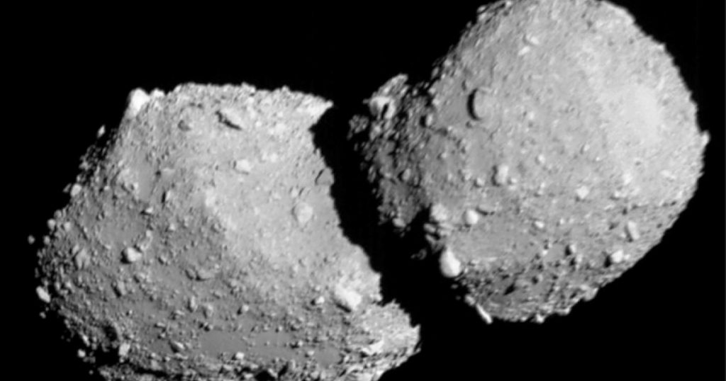 Un Pas Spre Viitor: Sonda Hayabusa2 Realizează Cel Mai Apropiat Survol al unui Asteroid