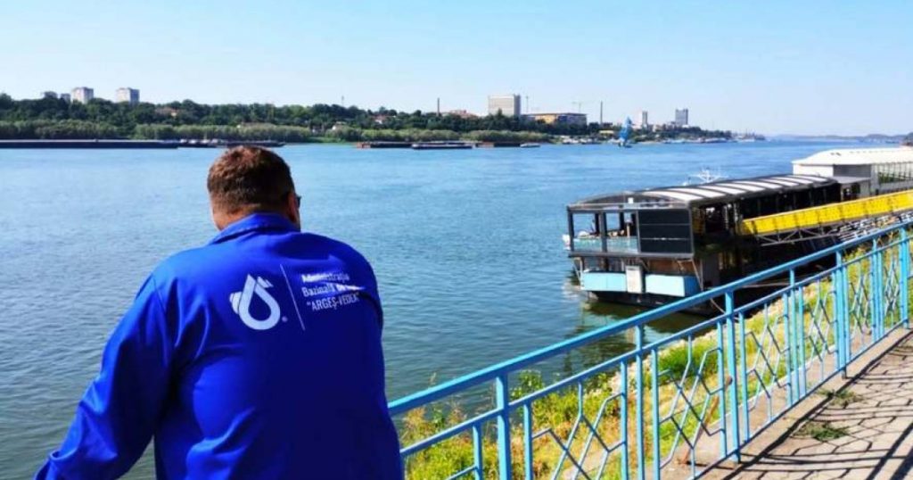 Criza traficului pe Dunăre: Impactul cotelor scăzute asupra transportului fluvial și economiei regionale