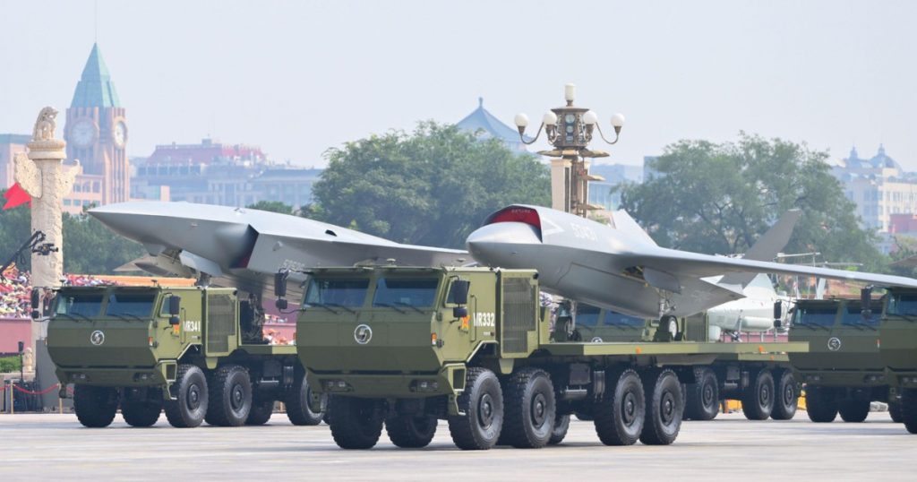 Exploatarea Inteligenței Artificiale: Cum China Își Antrenează Sistemele de Apărare Folosind Modelele Americane