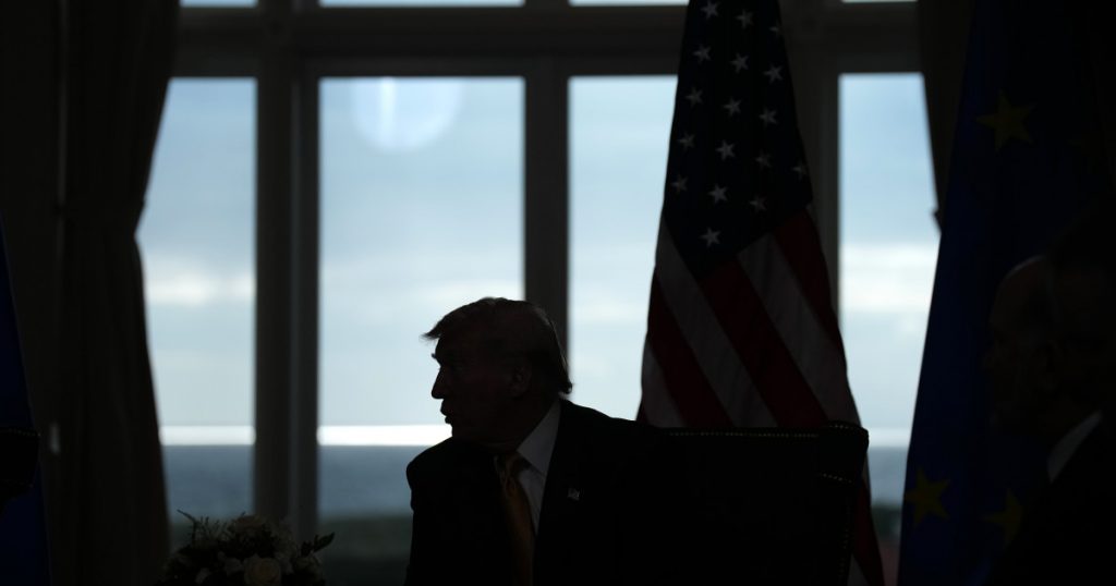 Donald Trump: O Revoluție a Puterii și Fricii în Lumea Liberă