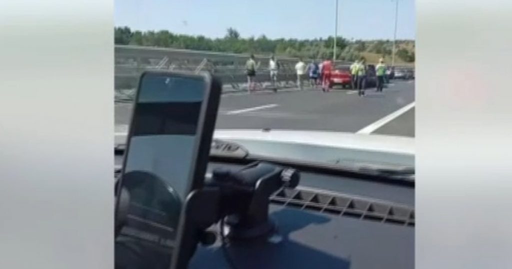 Accidente rutiere pe Autostrada A2: Impactul asupra traficului și siguranței rutiere în România