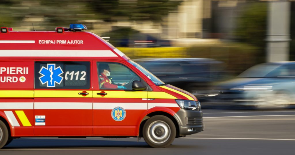 Sindicaliștii din România solicită încadrarea activităților echipajelor de ambulanță în condiții deosebit de periculoase: o realitate ignorată