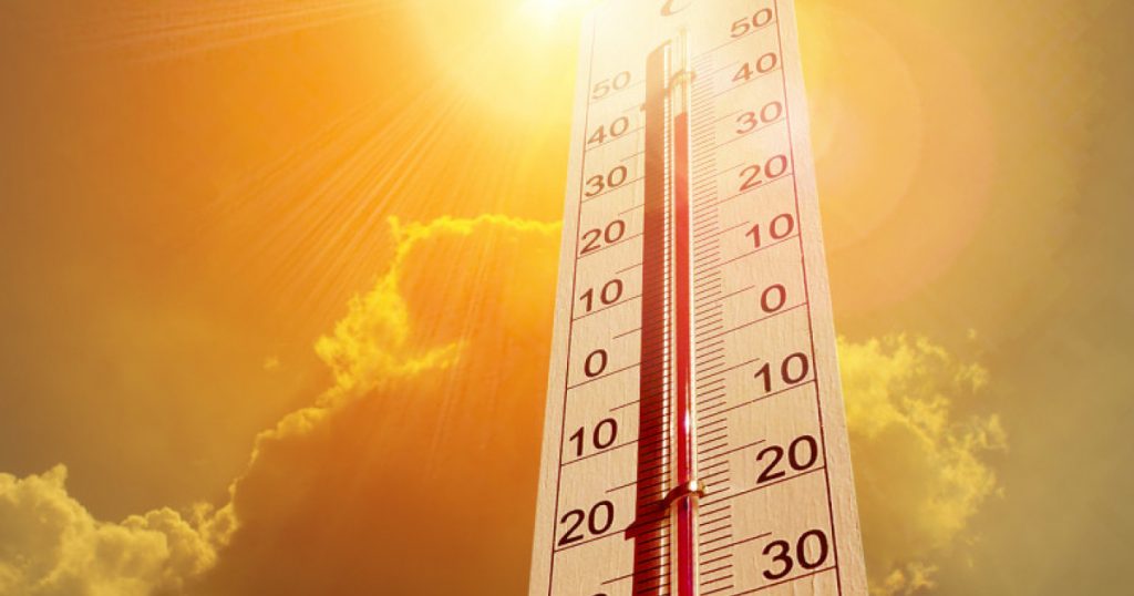 Prognoza Meteo pentru August: Caniculă, Alternanțe Termice și Precipitații Deficitare în România