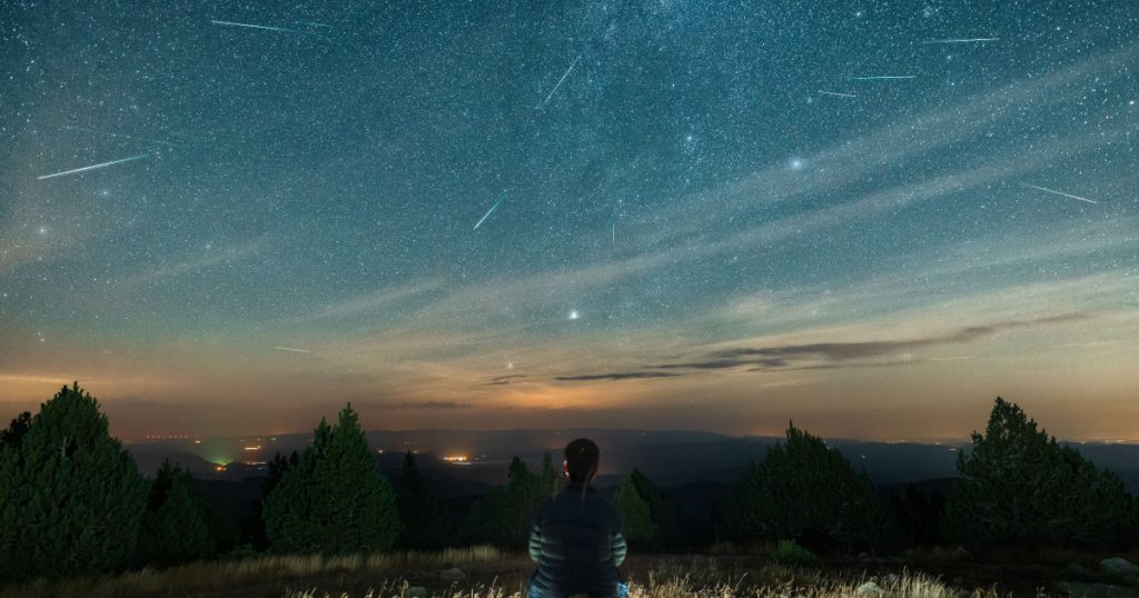Perseidele 2026: Un Spectacol Astronomic de Excepție în Cerul Românesc
