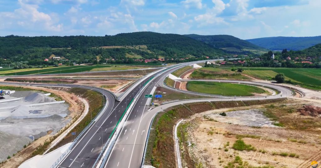 Inaugurarea Autostrăzii A3: O Analiză Detaliată a Provocărilor și Implicațiilor pentru România