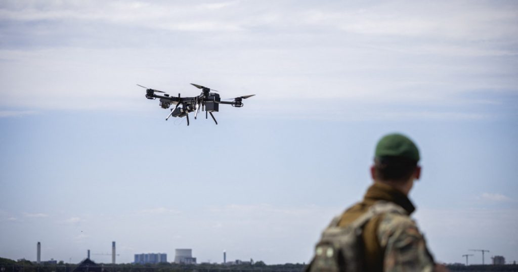 Creșterea survolărilor cu drone asupra obiectivelor militare din Germania: o nouă eră de amenințări hibride