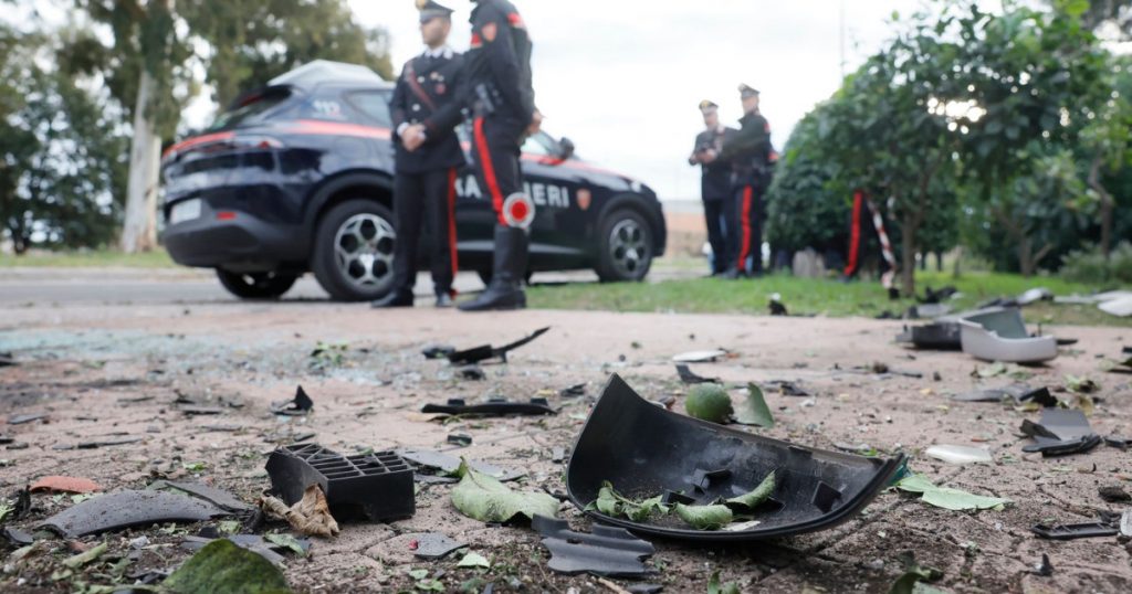 Atentatul cu bombă: O strategie riscantă pentru lansarea în politică a unui jurnalist italian