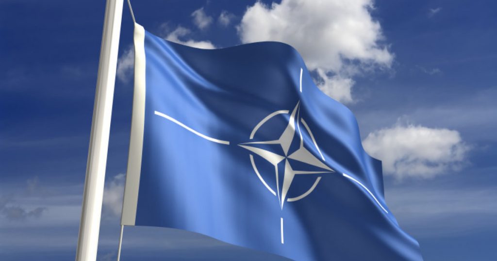Consolidarea Apărării NATO pe Flancul Estic: Rolul Drones și Inteligenței Artificiale în Strategia Alianței
