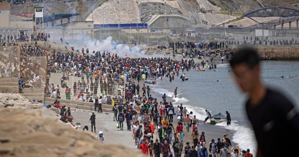 Criza Migranților în Ceuta: Ignorarea Avertismentelor și Implicațiile Politice