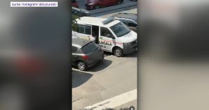 Controverse în Sectorul 2: Vânzătoarea stradală și acuzațiile de mită în fața poliției