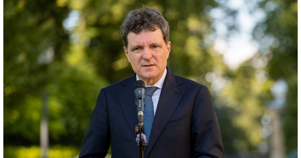 Decizia CCR privind Legea Integrității: Reacția lui Nicușor Dan și Implicațiile pentru Legislativul Românesc