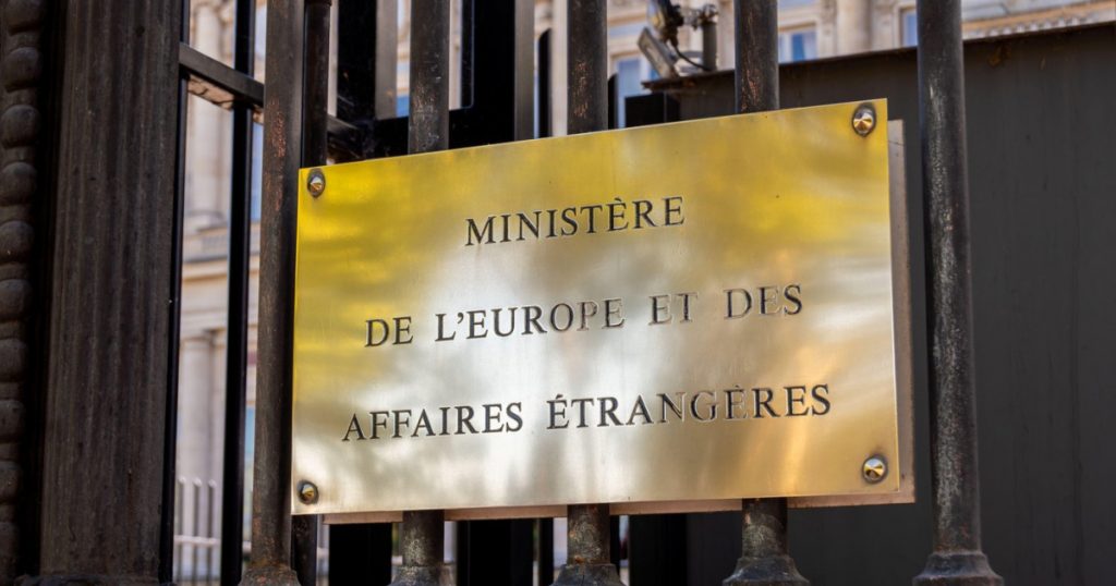 Expulzarea diplomaților iranieni de către Franța: Context, implicații și reacții internaționale