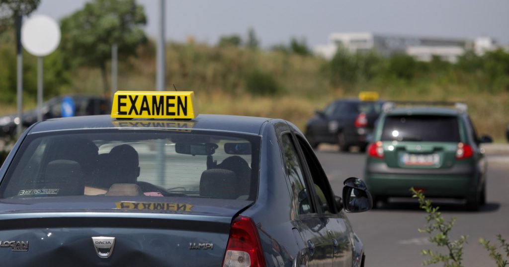 Reforma obținerii permisului auto: Eliminarea cazierului judiciar și impactul acestei măsuri