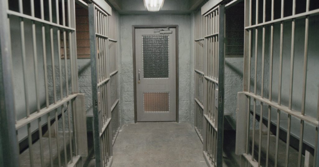 Moartea lui Francis Clifford Smith: O poveste despre justiție, îmbătrânire și umanitate în sistemul penitenciar american