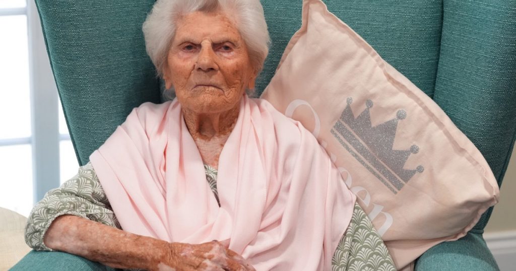 Ethel Caterham: Povestea supercentenarei care a împlinit 117 ani și a condus până la 97 de ani