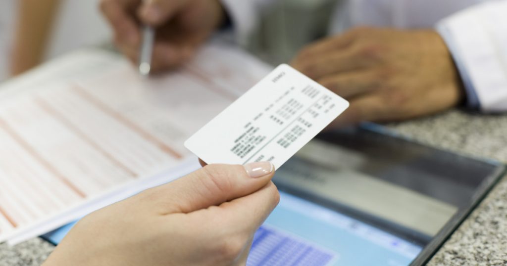 Cardul European de Sănătate: Tot Ce Trebuie Să Știi Despre Serviciile Medicale Acoperite în Străinătate și Modalitățile de Obținere