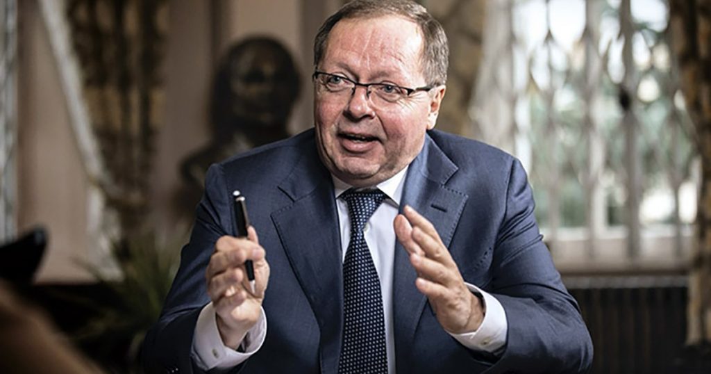 Retragerea Ambasadorului Rus în Marea Britanie: Un Semnal de Tensiune și Deteriorare a Relațiilor Diplomatice