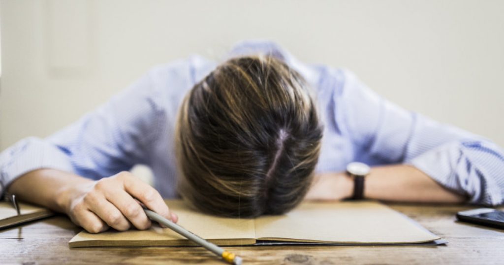 Burnout-ul: O Suferință Tăcută Care Împietrește Emoțional - Cum Să Spui „Nu” și Să Îți Recapeți Viața