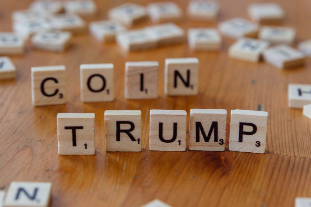 Strategia Financiară a lui Donald Trump: Analiza Remanierii Portofoliului Său Investițional