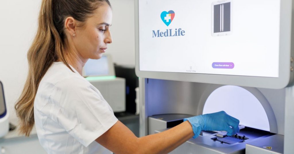 Cancerul ereditar: Cum testele genetice pot transforma destinul familial