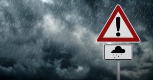 Fenomene Meteorologice Extreme: Ploi Torențiale și Furtuni în București și Giurgiu