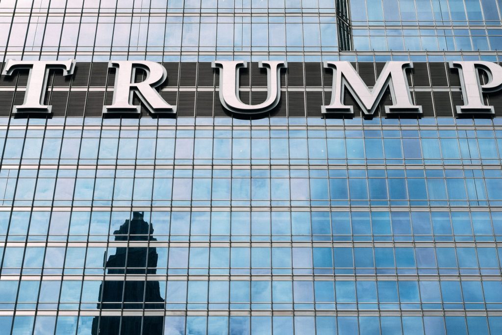 Criza Iranului: Impactul Sancțiunilor Economice și Declarațiile lui Trump
