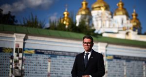 Prim-ministrul britanic Andy Burnham răspunde acuzațiilor Kremlinului: Un nou capitol în conflictul din Ucraina