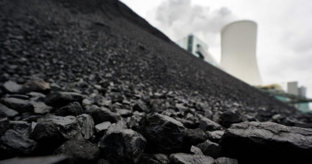 Decarbonizarea Energetică în România: Provocări și Implicații Legale