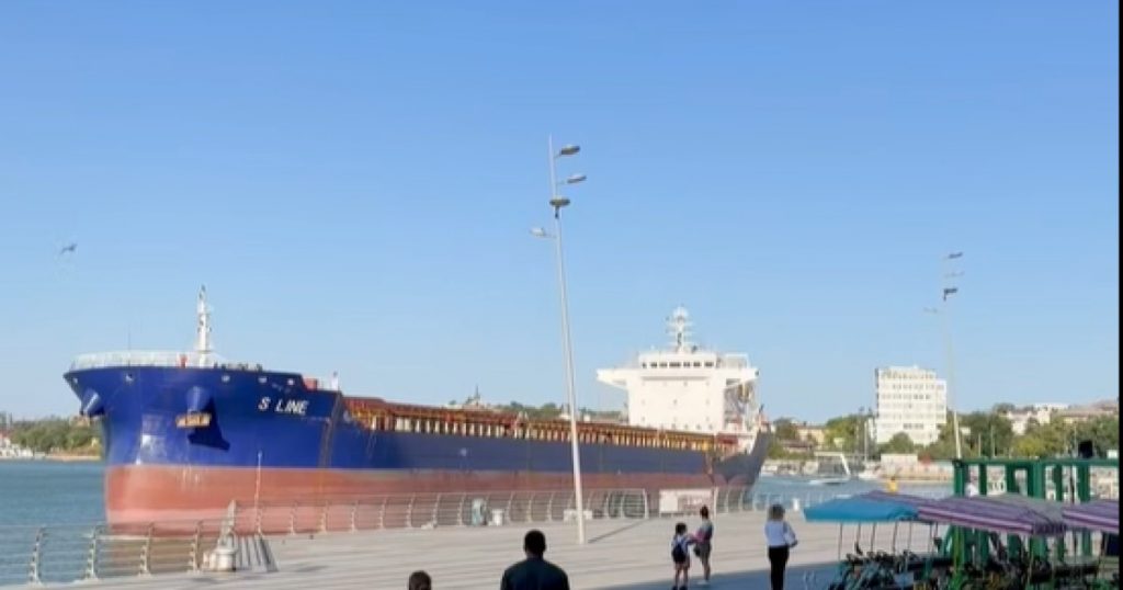 Accidentul Naval din Portul Tulcea: O Analisă Detaliată a Incidentului și Implicațiilor Sale