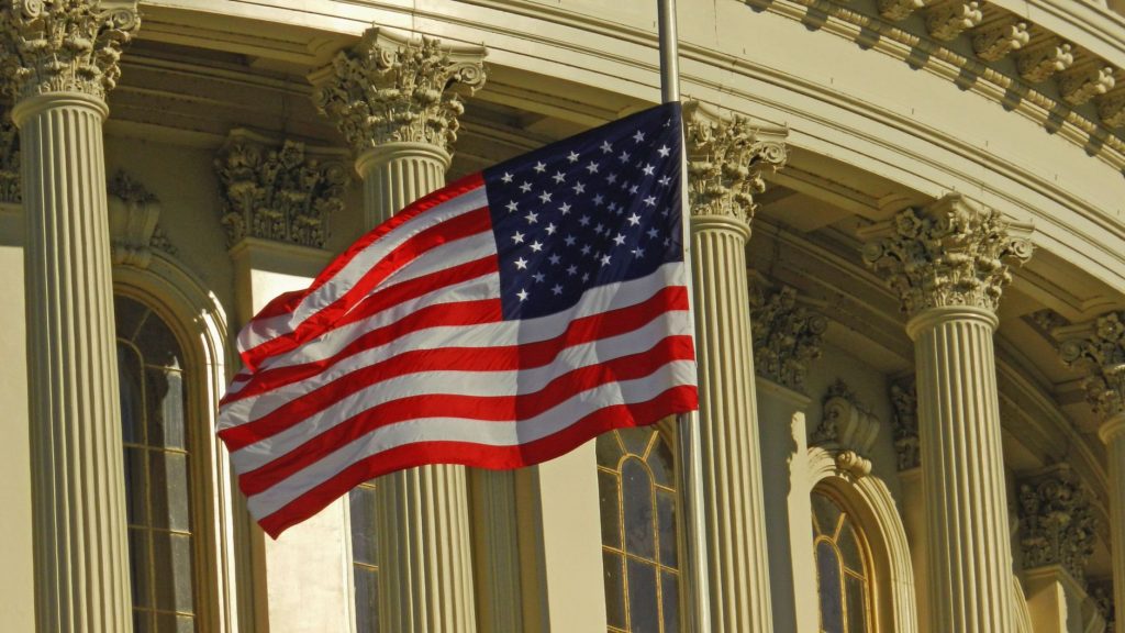 România și atragerea capitalului american: Oportunități și provocări în parteneriatul economic româno-american